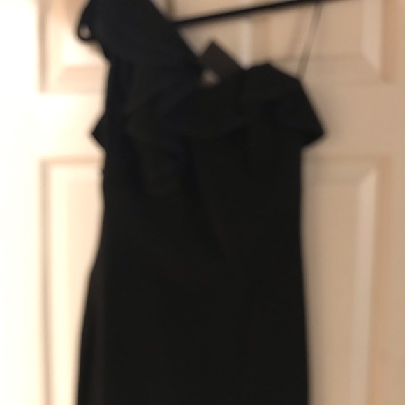 One shoulder Black Halo little black dress - Picture 3 of 7